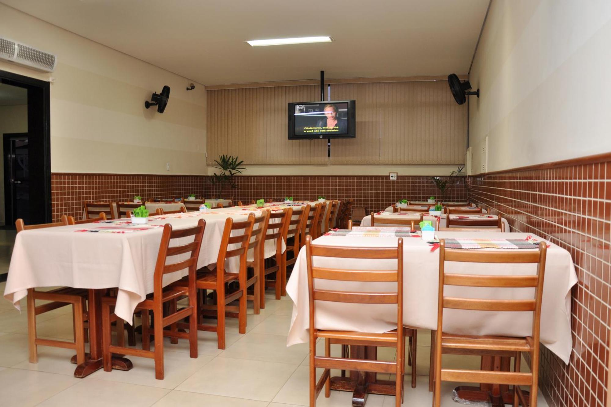 Hotel Carolina Plaza Убераба Екстериор снимка
