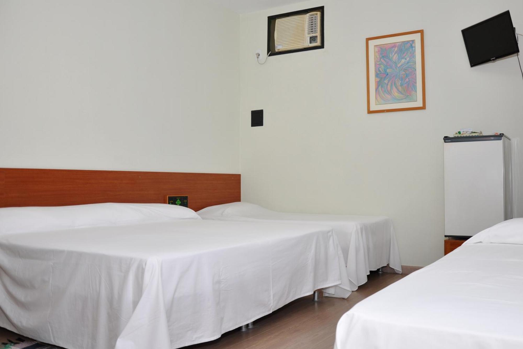 Hotel Carolina Plaza Убераба Стая снимка