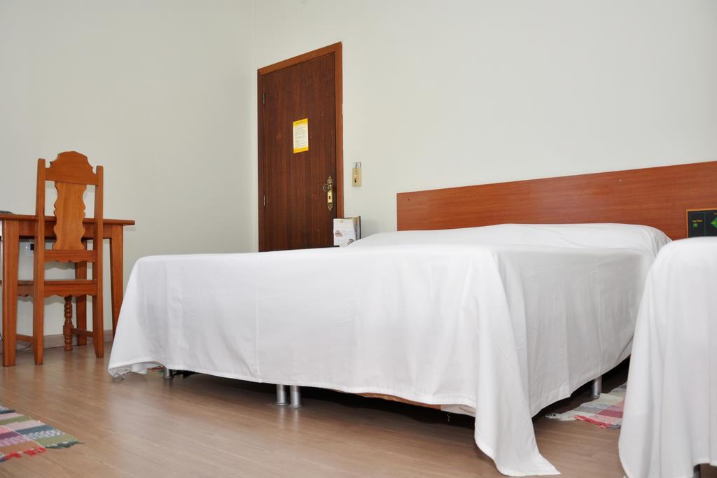 Hotel Carolina Plaza Убераба Екстериор снимка